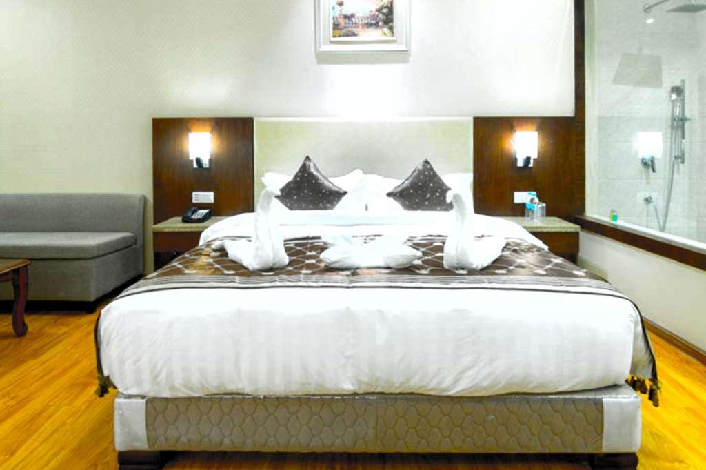 Clarion Inn Jaipur Kukas Phòng bức ảnh