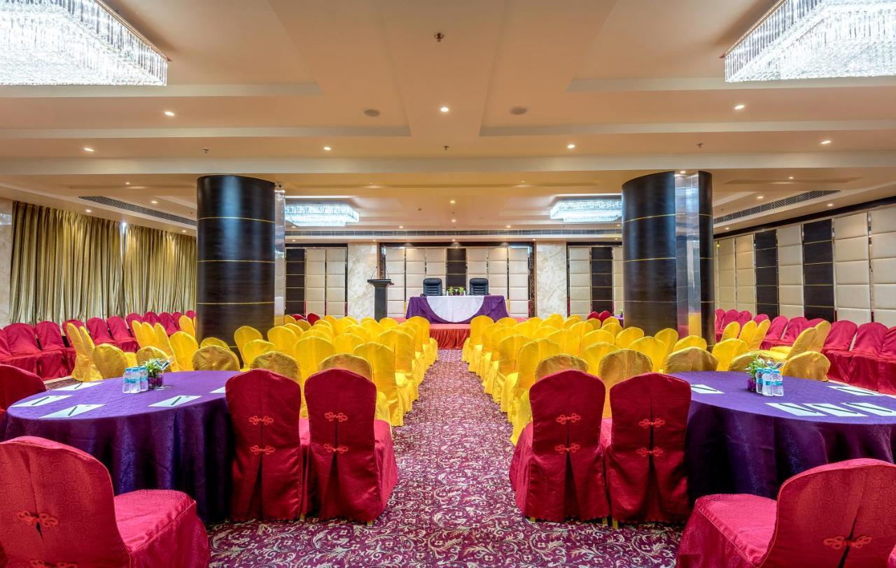 Clarion Inn Jaipur Kukas Ngoại thất bức ảnh