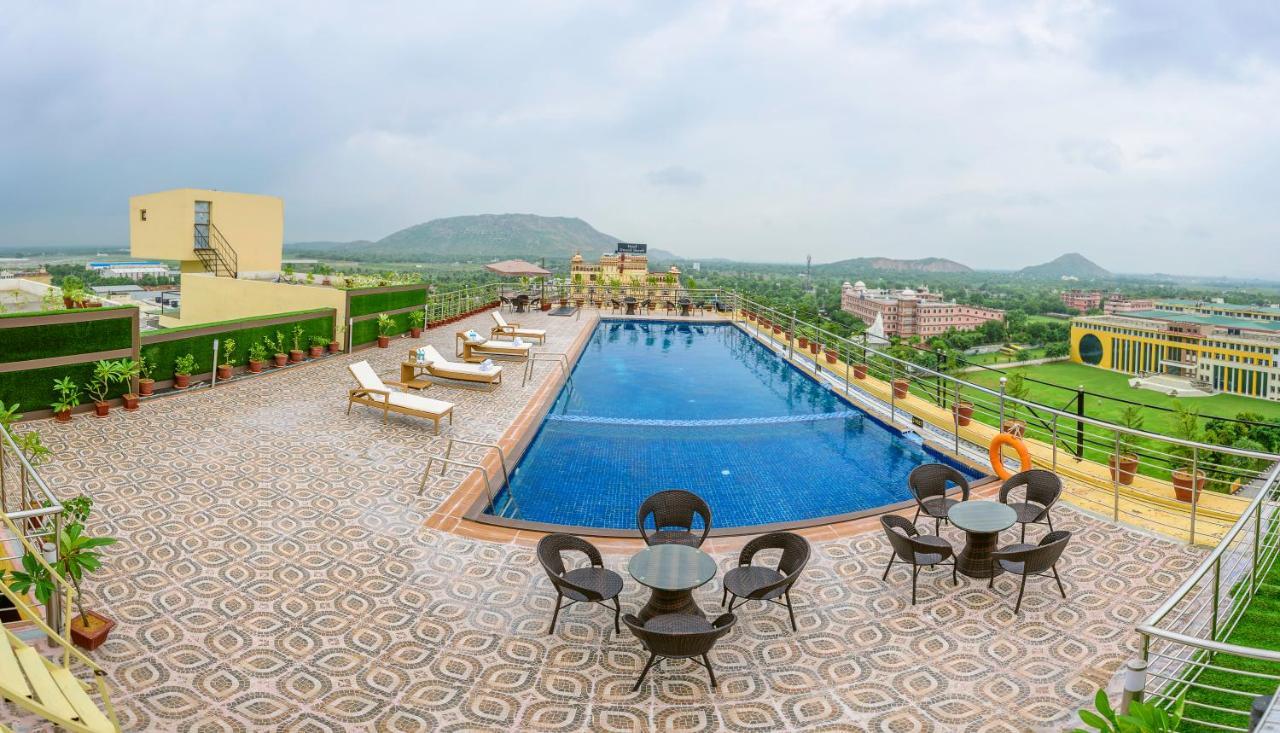 Clarion Inn Jaipur Kukas Ngoại thất bức ảnh